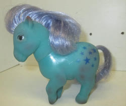 Size: 720x603 | Tagged: safe, blue belle, pony, g1, azul celeste, irl, ooak, photo, piggy pony, prototype, solo, spain, spanish, toy, variant