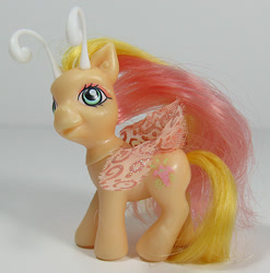 Size: 593x600 | Tagged: safe, photographer:breyer600, willow wisp, breezie, g3, cute, diabreezies, irl, photo, simple background, toy