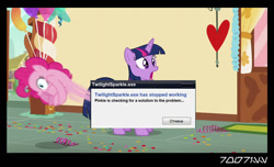 Size: 1288x782 | Tagged: safe, edit, edited screencap, editor:teren rogriss, screencap, pinkie pie, twilight sparkle, alicorn, earth pony, pony, g4, the one where pinkie pie knows, cyrillic, female, mare, pinkieball, russian, sugarcube corner, twilight sparkle (alicorn), x.exe stopped working