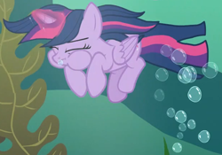 Size: 1362x955 | Tagged: safe, screencap, twilight sparkle, alicorn, pony, every little thing she does, g4, bubble, eyes closed, female, folded wings, glowing, glowing horn, holding breath, horn, magic, mare, puffy cheeks, seaweed, solo, twilight sparkle (alicorn), underwater, water, wings