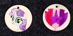 Size: 1024x513 | Tagged: safe, artist:malte279, sweetie belle, pony, unicorn, g4, craft, cutie mark, female, filly, jewelry, pendant, the cmc's cutie marks, traditional art, wood