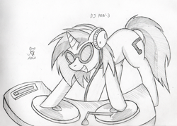 Size: 600x430 | Tagged: safe, artist:srmario, dj pon-3, vinyl scratch, pony, unicorn, g4, female, grayscale, grin, headphones, horn, lineart, mare, monochrome, signature, smiling, solo, sunglasses, traditional art, turntable
