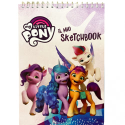 Size: 700x700 | Tagged: safe, izzy moonbow, pipp petals, sunny starscout, zipp storm, earth pony, pegasus, pony, unicorn, g5, my little pony: a new generation, official, 3d, flying, italian, merchandise, sketchbook, smiling