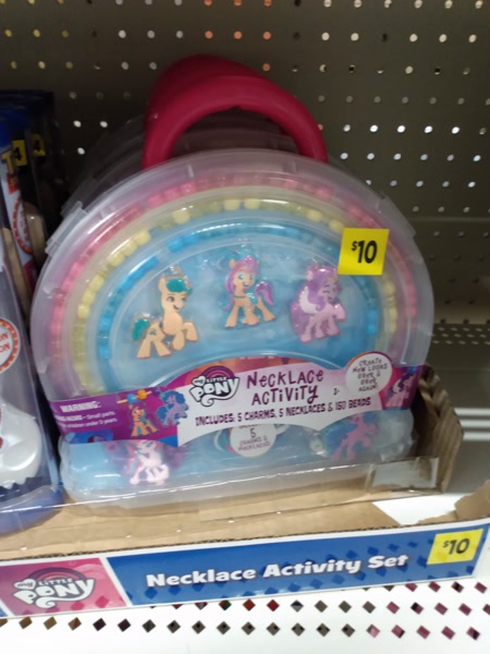 My little pony on sale necklace activity set