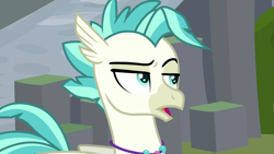 Size: 1278x719 | Tagged: safe, screencap, terramar, classical hippogriff, hippogriff, g4, surf and/or turf, male, raised eyebrow, solo, terramar is not amused, unamused
