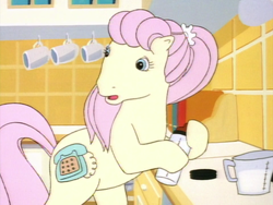Size: 960x720 | Tagged: safe, screencap, misty (g1), earth pony, pony, g1, my little pony tales, too sick to notice, baby bottle, female, mare, measuring cup, solo