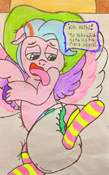 Size: 2241x3582 | Tagged: safe, artist:bitter sweetness, queen haven, pegasus, pony, g5, my little pony: a new generation, my little pony: make your mark, my little pony: tell your tale, spoiler:g5, abdl, adult foal, ahegao, clothes, diaper, diaper fetish, fetish, non-baby in diaper, open mouth, poofy diaper, socks, spanish, spanish text, speech bubble, striped socks, tongue out, traditional art, translated in the description