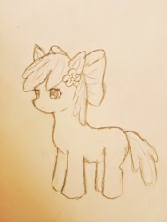 Size: 3072x4096 | Tagged: safe, artist:玉曦月樱, apple bloom, earth pony, pony, g4, female, filly, foal, sketch, solo, traditional art