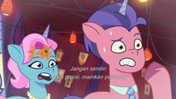 Size: 3072x1727 | Tagged: safe, screencap, pony, unicorn, friday night food fight, g5, my little pony: tell your tale, spoiler:g5, spoiler:my little pony: tell your tale, spoiler:tyts01e66, duo, duo male and female, eyebrows, female, frown, indonesian, male, mare, open mouth, raised eyebrow, stallion, subtitles, sweat, sweatdrop, unnamed character