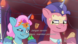 Size: 3072x1727 | Tagged: safe, screencap, pony, unicorn, friday night food fight, g5, my little pony: tell your tale, spoiler:g5, spoiler:my little pony: tell your tale, spoiler:tyts01e66, duo, duo male and female, eyebrows, female, indonesian, male, mare, raised eyebrow, smiling, smirk, stallion, subtitles, unnamed character