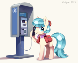 Size: 2392x1952 | Tagged: safe, artist:vinilyart, coco pommel, earth pony, pony, g4, bag, blushing, eyebrows, eyebrows visible through hair, female, high res, looking sideways, mare, necktie, open mouth, pay phone, phone, phone call, raised hoof, saddle bag, shadow, simple background, solo, spanish text, text