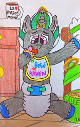 Size: 2120x3331 | Tagged: safe, artist:bitter sweetness, alphabittle blossomforth, pony, unicorn, g5, abdl, adult foal, baby bottle, bib, clothes, cup, diaper, diaper fetish, diapered, fetish, glowing, glowing horn, high res, horn, kitchen, looking at you, non-baby in diaper, open mouth, open smile, smiling, socks, spanish, spanish text, striped socks, traditional art, translated in the description, white diaper, wooden floor