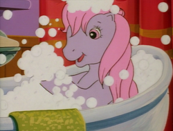 Size: 950x720 | Tagged: safe, screencap, clover (g1), earth pony, pony, g1, my little pony tales, out of luck, bathing, bathtub, bubble, female, filly, foal, soap bubble, solo