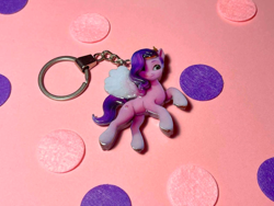 Size: 1024x768 | Tagged: safe, artist:made_by_franch, pipp petals, pegasus, pony, g5, handmade, keychain, trinket