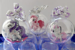 Size: 1000x660 | Tagged: safe, artist:facja, pinkie pie, rarity, sweetie belle, earth pony, pony, unicorn, g4, christmas ornament, craft, decoration