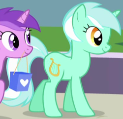 Size: 410x396 | Tagged: safe, screencap, amethyst star, lyra heartstrings, sparkler, pony, unicorn, friendship is magic, g4, background character, background pony, cropped, female, horn, mare, mouth hold, solo focus