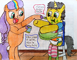 Size: 3856x3033 | Tagged: safe, artist:bitter sweetness, sunny starscout, oc, oc only, oc:bitter sweetness, earth pony, pony, unicorn, g5, abdl, adult foal, bib, chair, clothes, diaper, diaper fetish, female, fetish, food, graph paper, green eyes, high res, highchair, horn, male, mane stripe sunny, non-baby in diaper, open mouth, open smile, smiling, socks, spanish, striped socks, traditional art, translated in the description, wooden floor