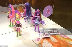 Size: 611x399 | Tagged: safe, fluttershy, twilight sparkle, equestria girls, g4, duo, duo female, female, getty images, mirror