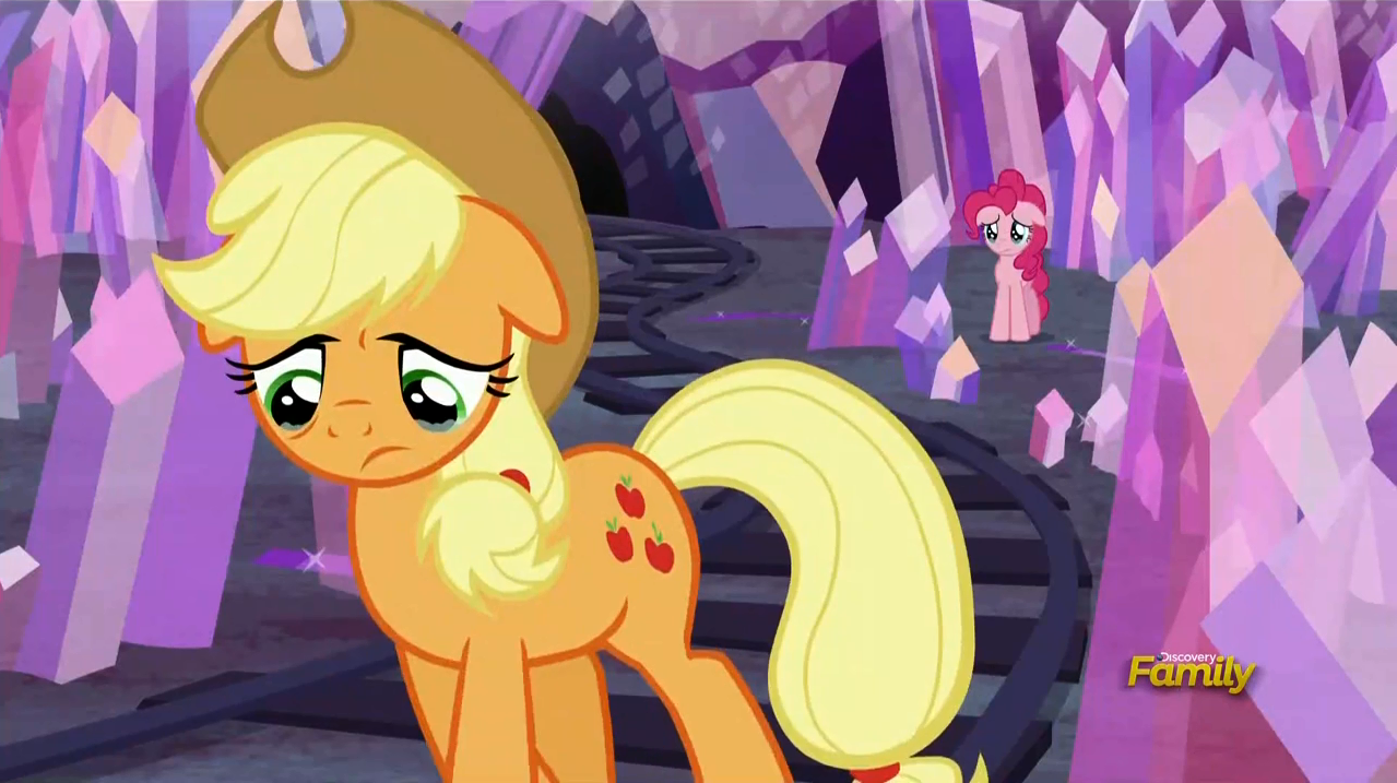 https://derpicdn.net/img/view/2015/10/24/1008872__safe_pinkie+pie_applejack_screencap_crying_floppy+ears_tear_spoiler-colon-s05e20_hearthbreakers.png