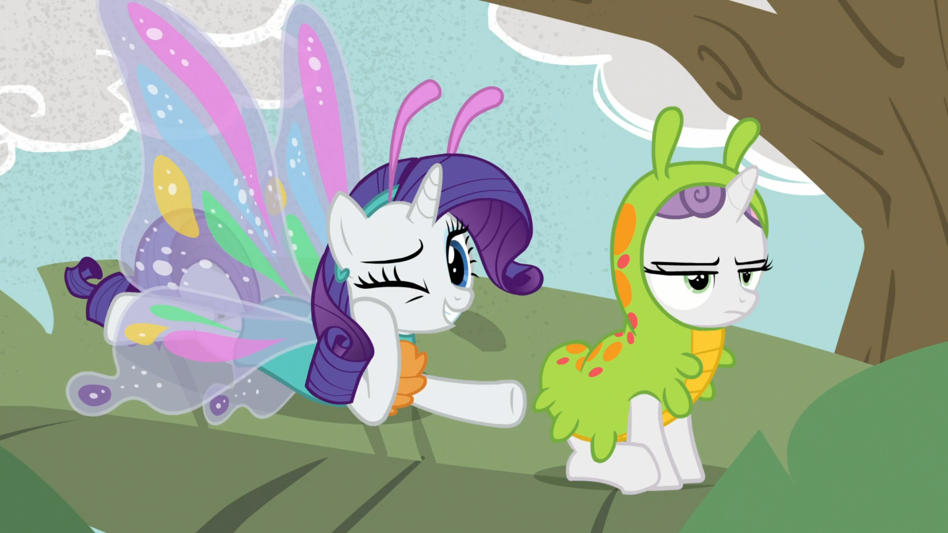 https://derpicdn.net/img/view/2017/5/14/1436369__safe_screencap_rarity_sweetie+belle_forever+filly_spoiler-colon-s07e06_sweetie+belle+is+not+amused.png