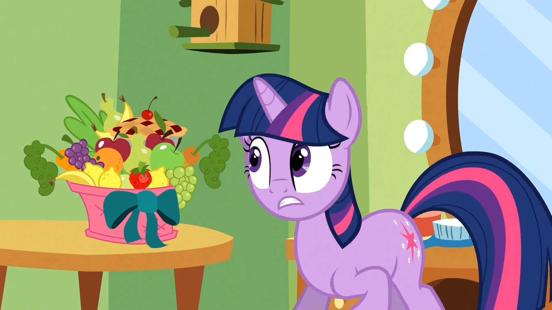 1685524 Safe Screencap Twilight Sparkle Pony Unicorn G4 Green 1685524 Safe Screencap Twilight Sparkle Pony Unicorn G4 Green